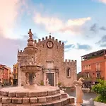 Taormina\'S Sun Apartment