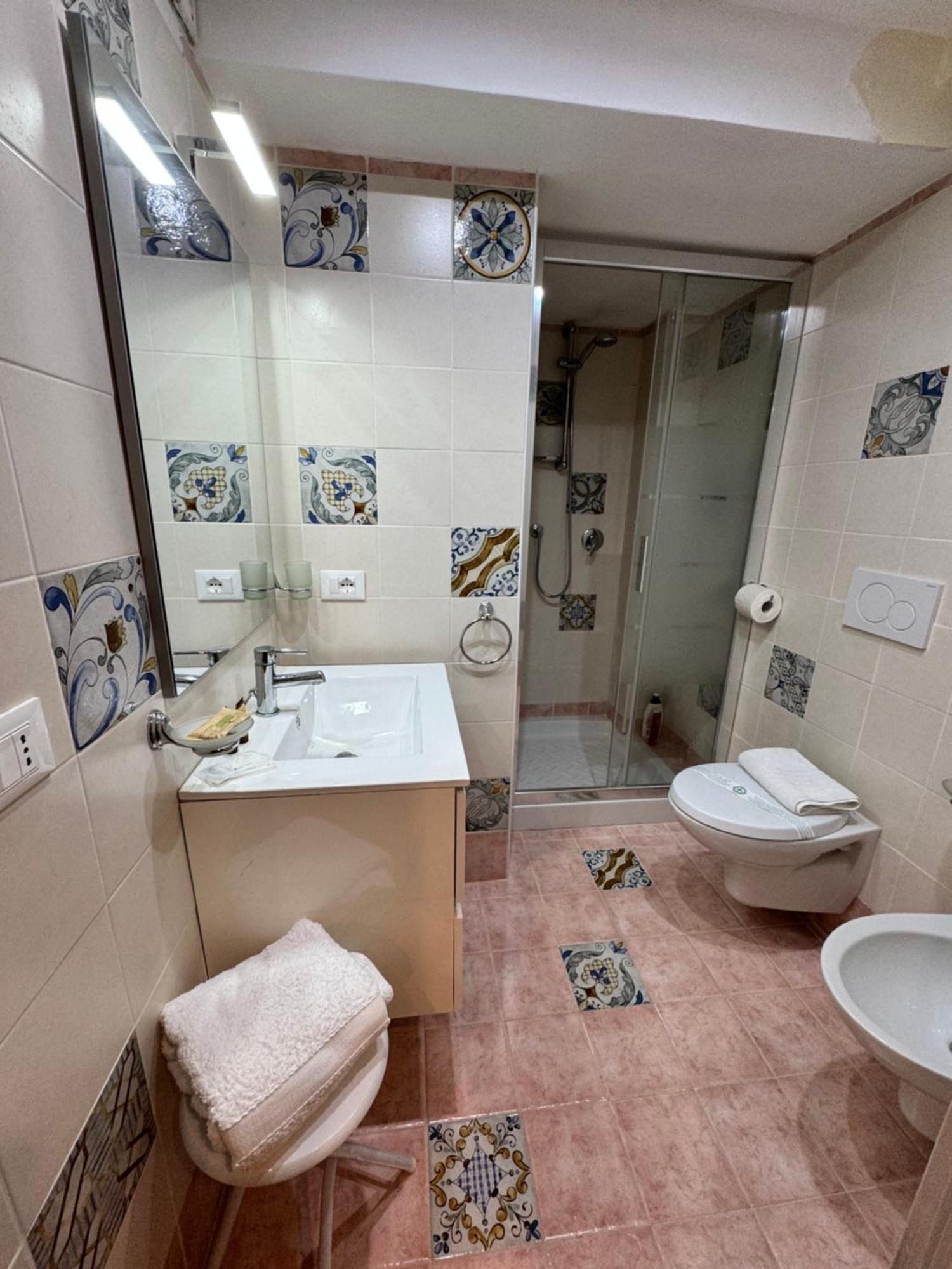 Taormina's Sun Appartement *