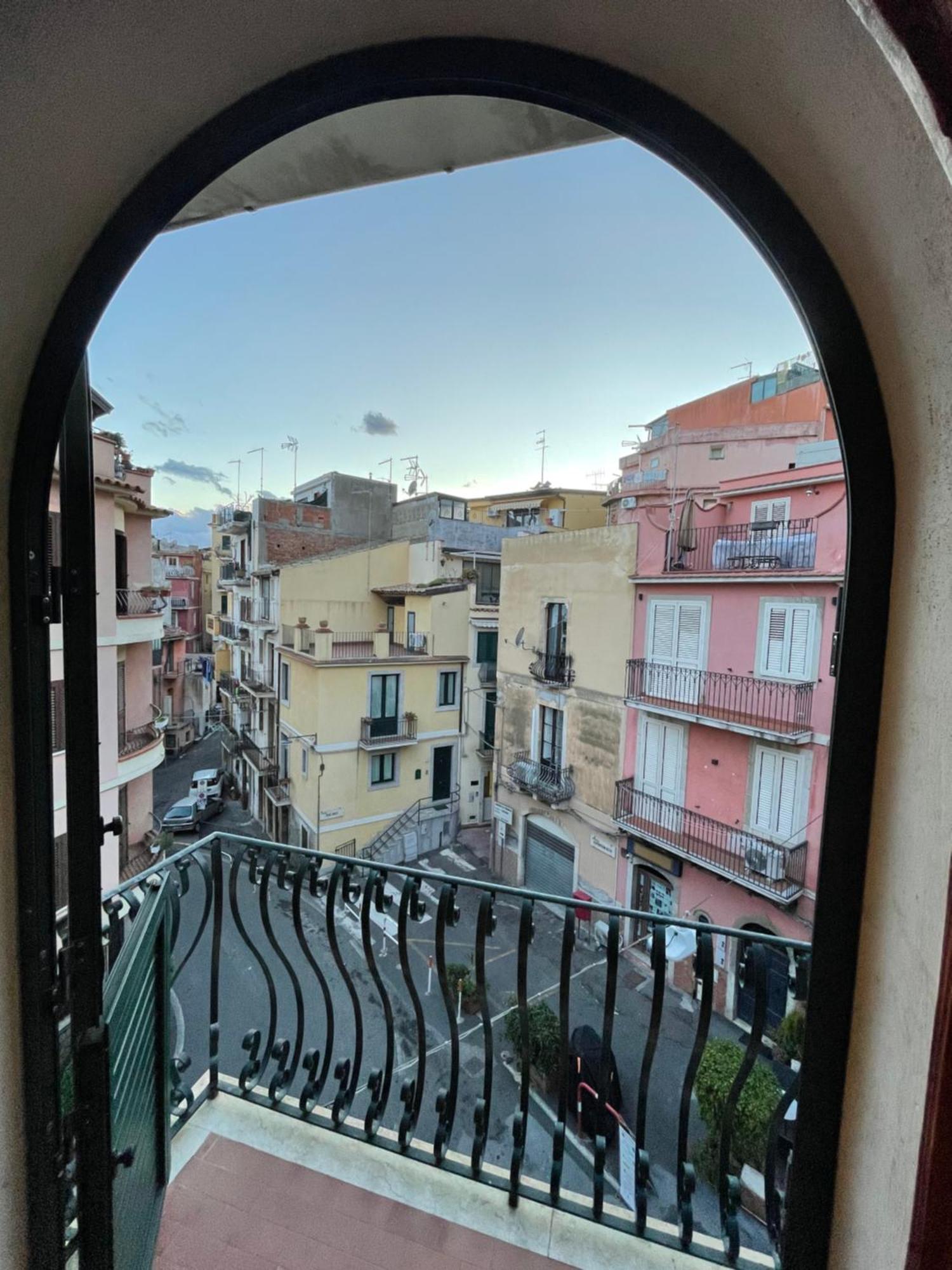 Taormina's Sun Appartement