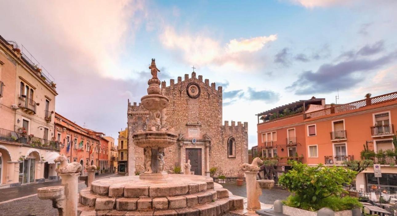 Taormina's Sun Taormine